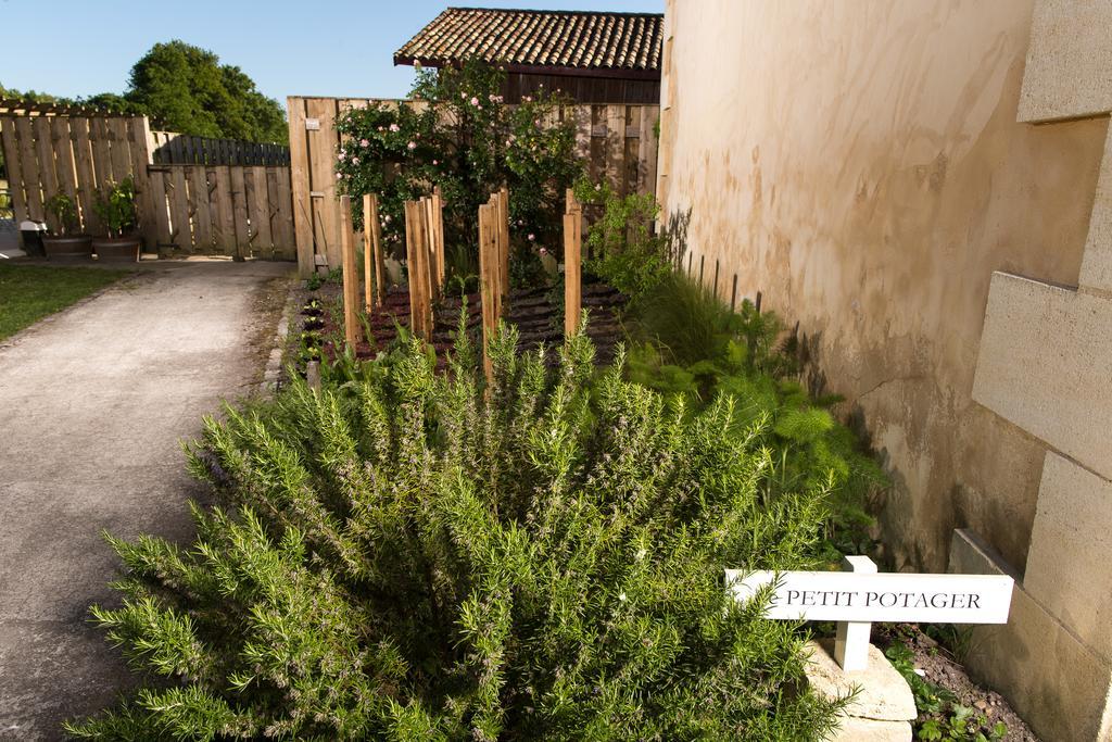 Les Cinq Sens Du Chateau Mayne Lalande Hotel Castelnau-de-Médoc Екстериор снимка