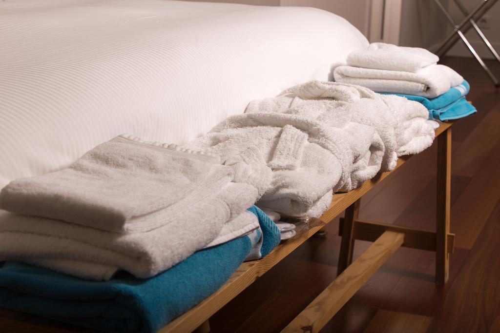 Les Cinq Sens Du Chateau Mayne Lalande Hotel Castelnau-de-Médoc Стая снимка