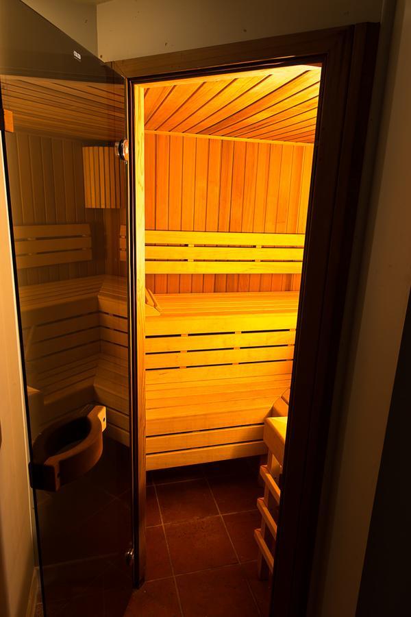 Les Cinq Sens Du Chateau Mayne Lalande Hotel Castelnau-de-Médoc Екстериор снимка